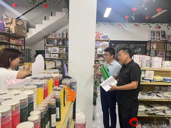 新蔡县棠村镇开展“扫黄打非”专项行动  净化文化市场
